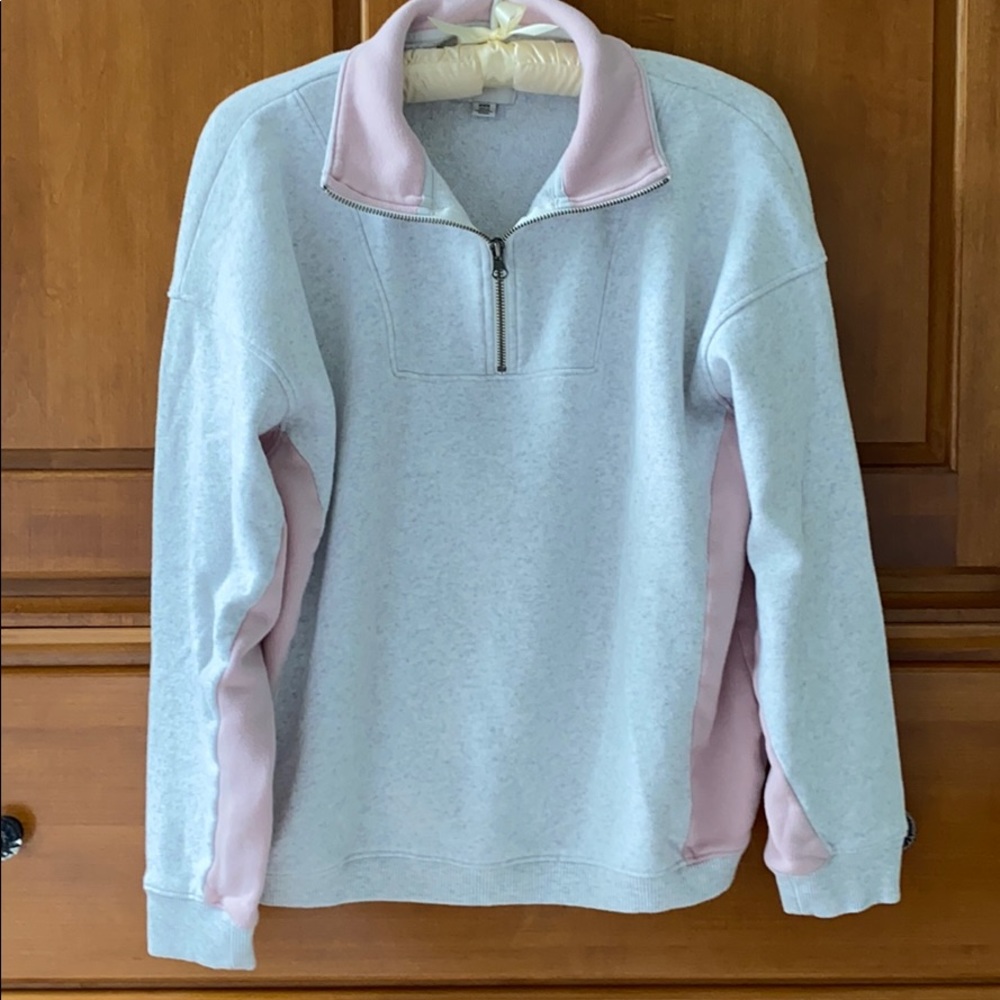American Eagle Sweatshirt